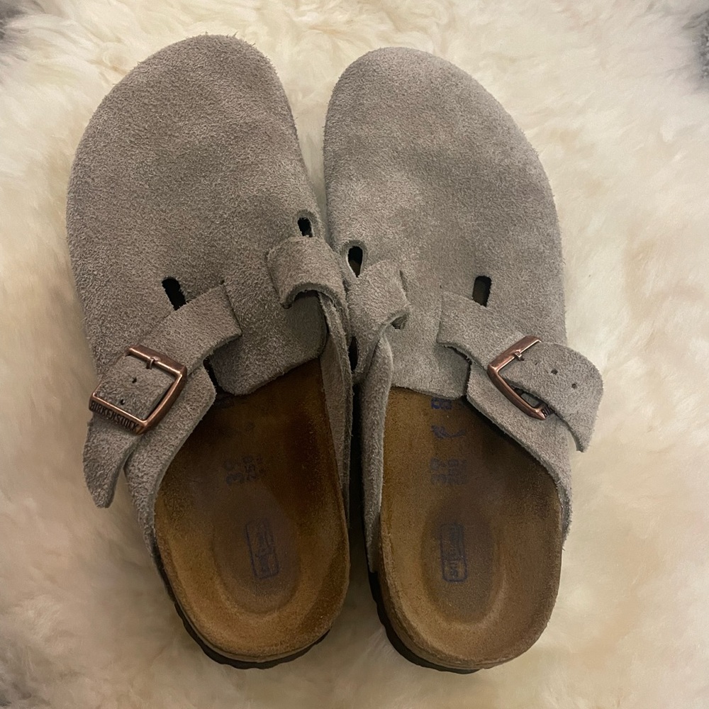 Womens Birkenstock Bostons, Size 8
